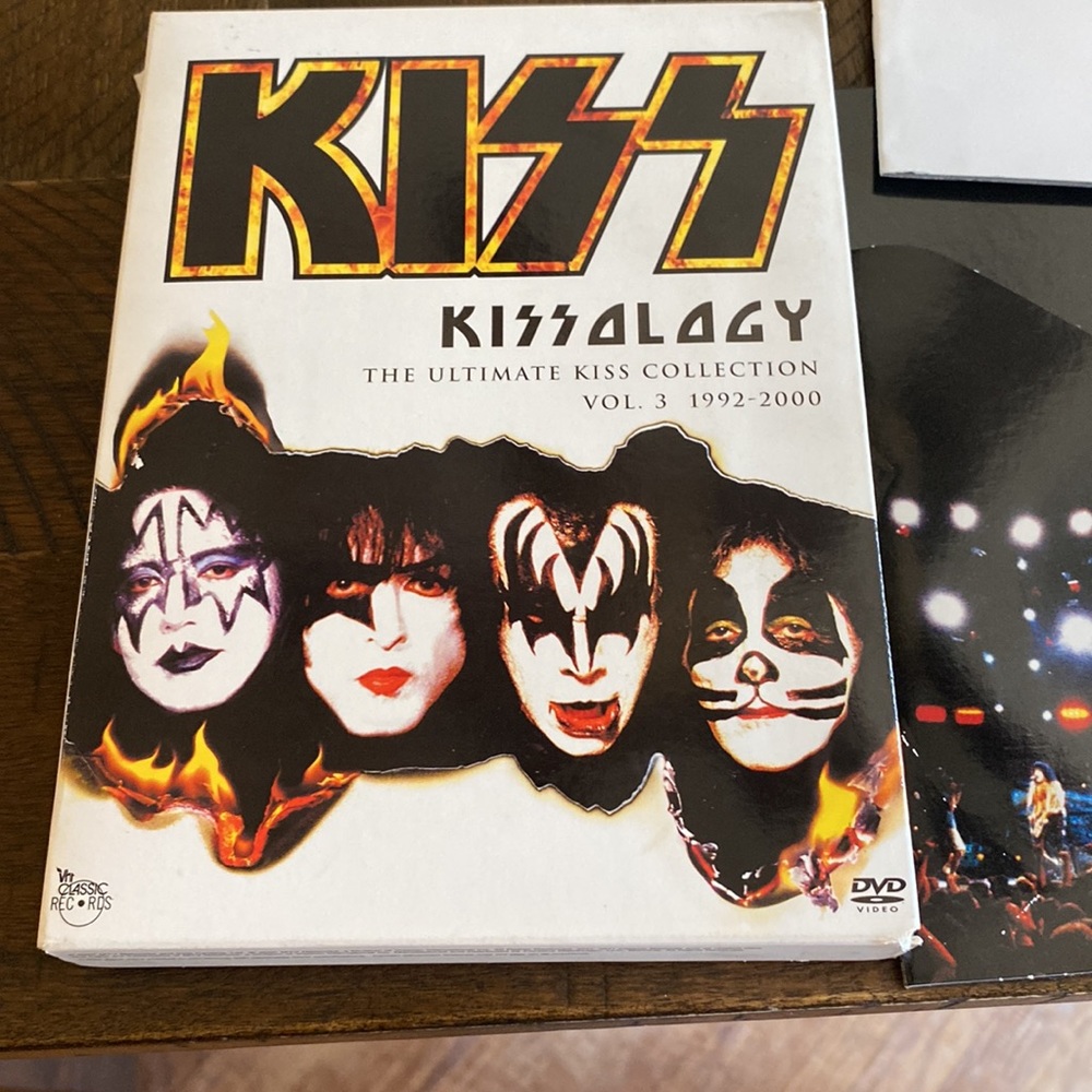 KISS kissology volume 3 dvd with bonus disc